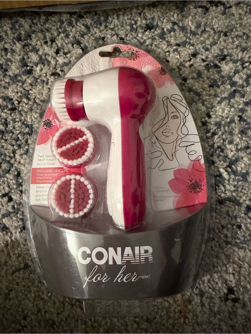 Conair True Glow Facial Spa Cleansing Brush Pink & White NWT